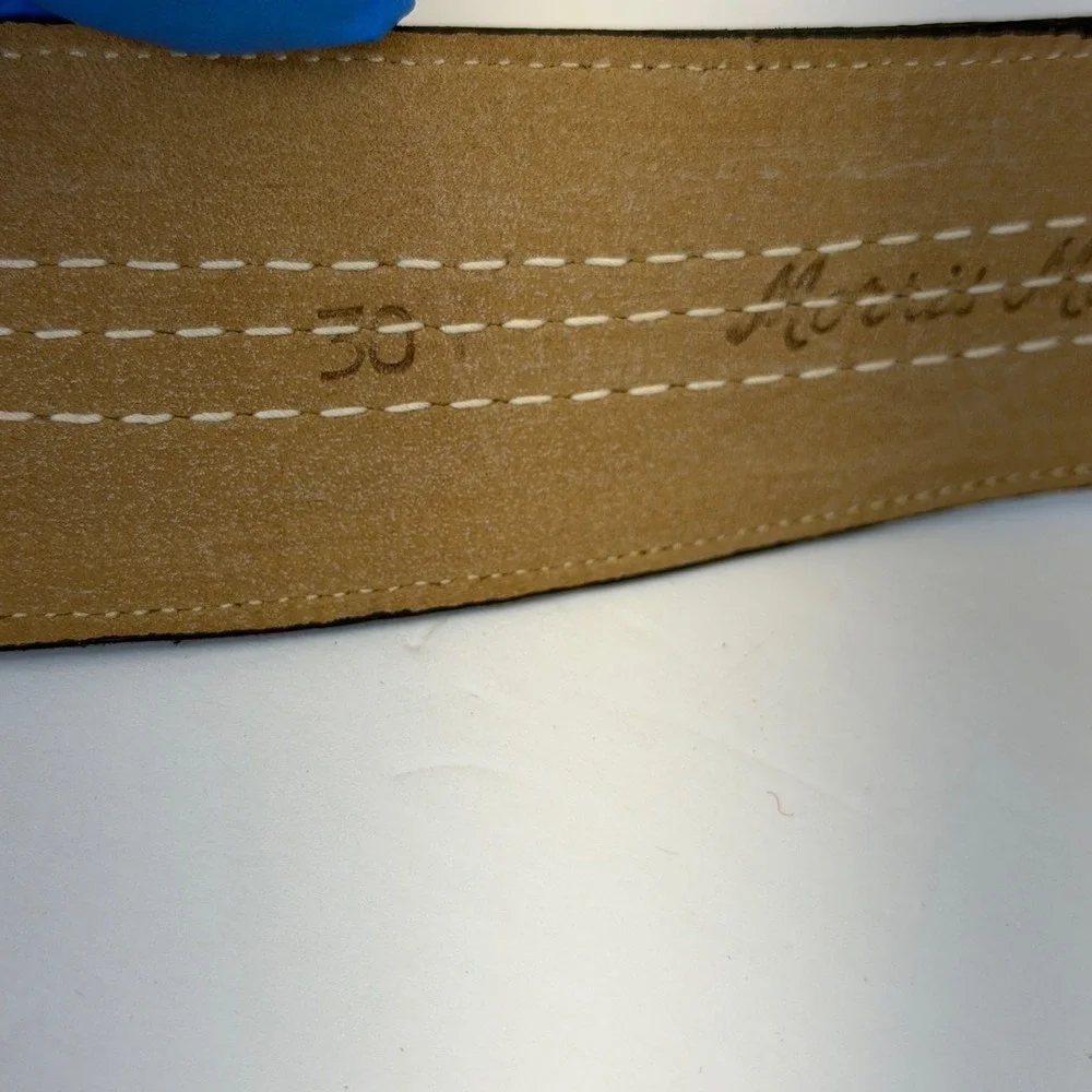 Morris Moskowitz Leather Double Buckle Belt Women's Size 30‎ Gold Tone Hardware